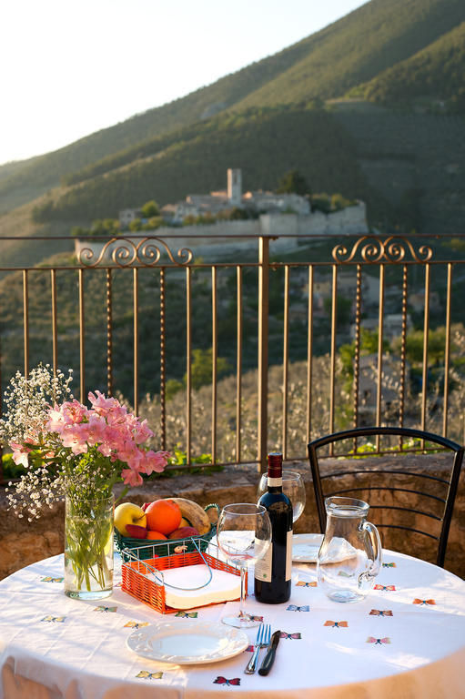 B&B Le Torrette Campello sul Clitunno Exterior foto